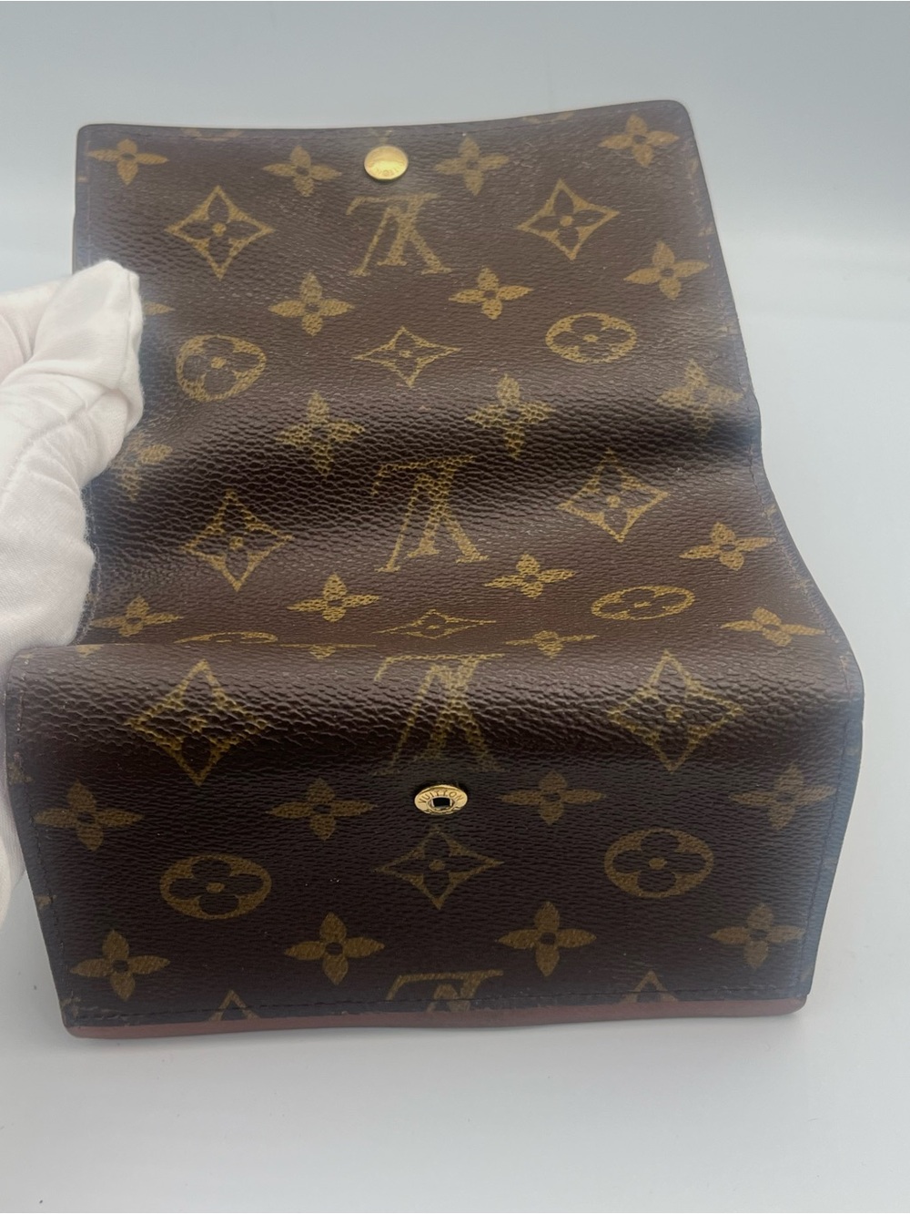 Louis Vuitton Vintage Brown/Gold Monogram Zip Around Snap-Closure Wallet - Picture 11 of 11